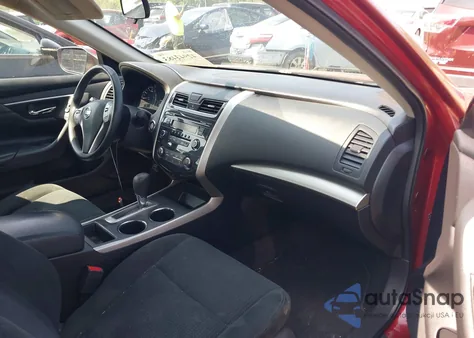 2015 Nissan Altima 2.5 S from USA, damaged, VIN 1N4AL3AP5FC581940